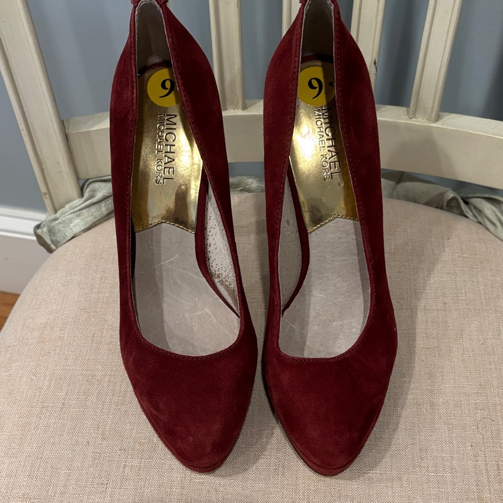 MICHAEL Michael Kors Deep Burgundy Suede High Heels - Picture 2 of 5